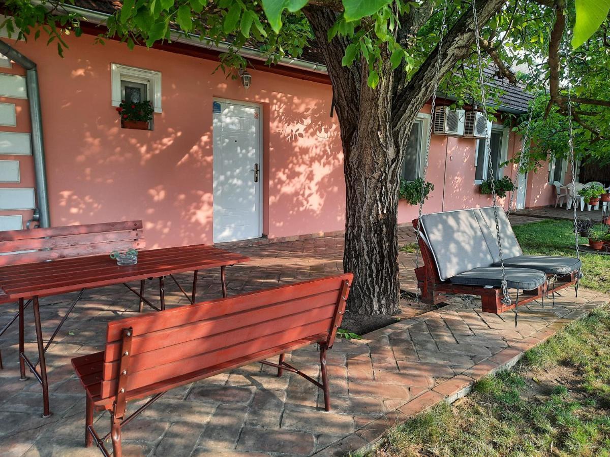Villa Sunset Palić المظهر الخارجي الصورة